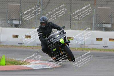 media/Oct-15-2022-Fastrack Riders (Sat) [[9a18b22502]]/Level2/Turn 9 1130am/